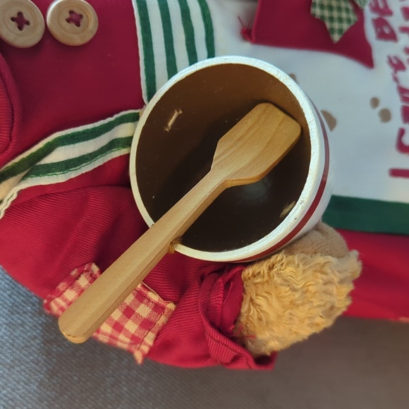 Tender Hearted "I Can't Bear Holiday Cooking" Collectible Bear - Picture 3 of 7